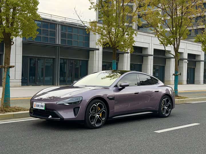 Фото 1 - Xiaomi SU7