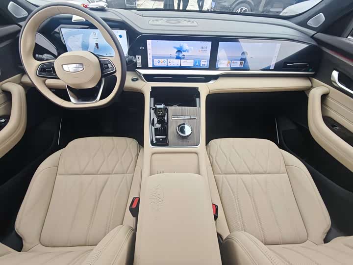 Фото 6 - Geely Monjaro