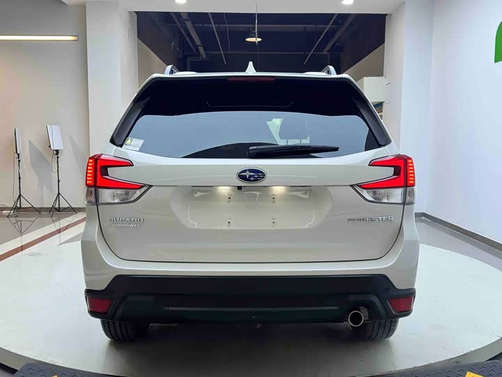 Фото 5 - Subaru Forester