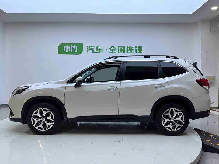 Фото 7 - Subaru Forester