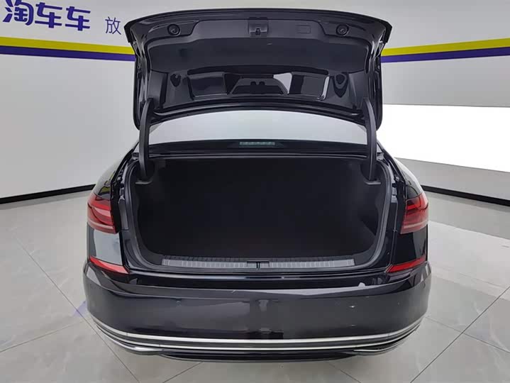 Фото 4 - Volkswagen Passat