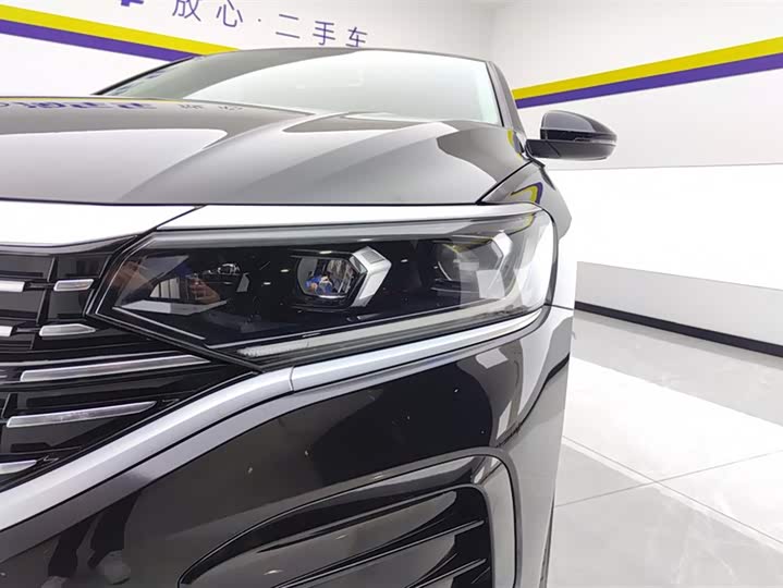 Фото 5 - Volkswagen Passat