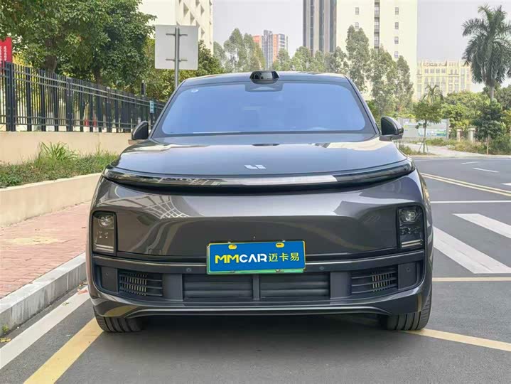 Фото 2 - LiXiang L9