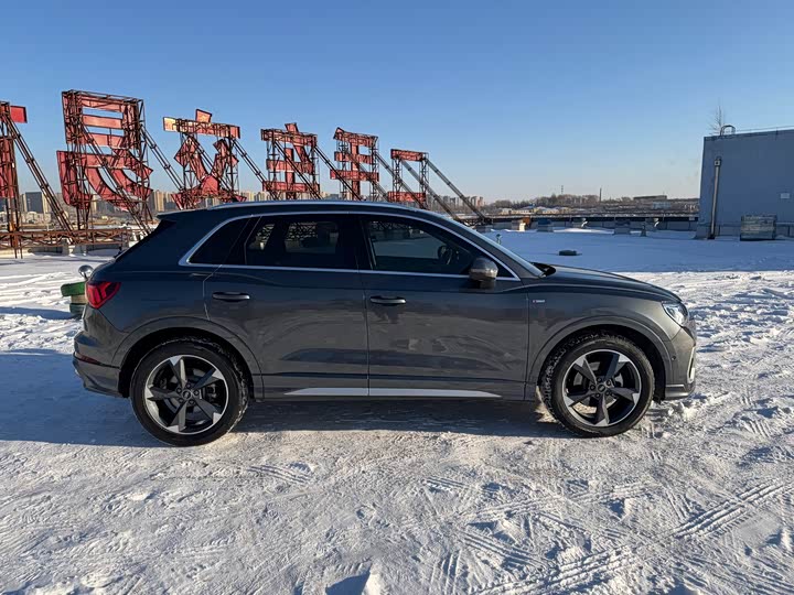 Фото 7 - Audi Q3