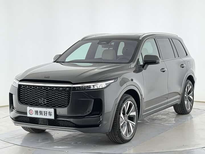 Фото 1 - LiXiang One