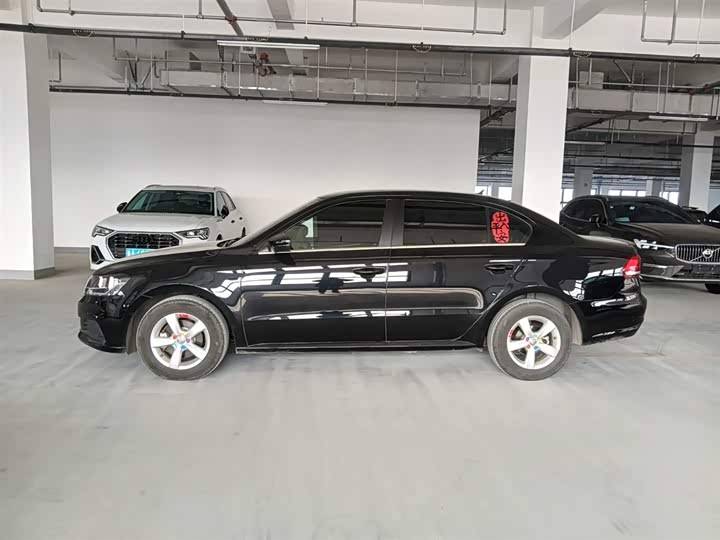 Фото 3 - Volkswagen Lavida