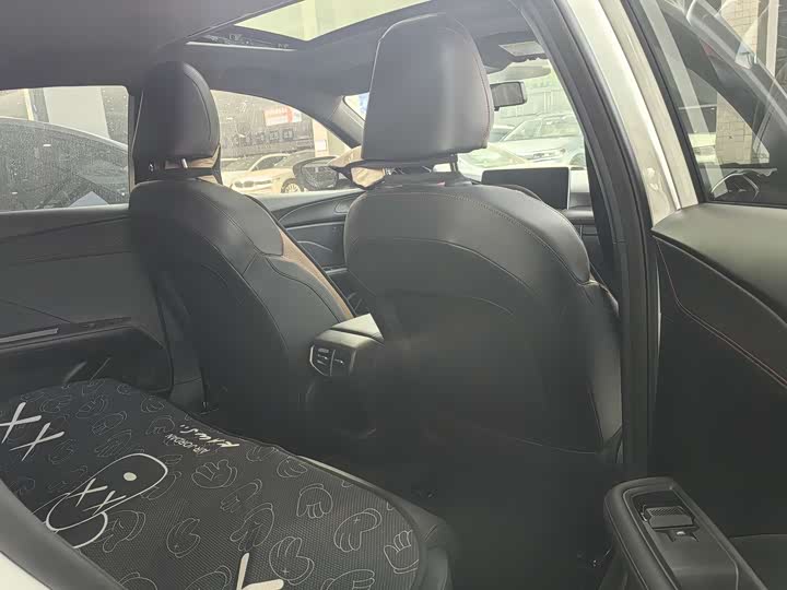 Фото 6 - MG Motor 5