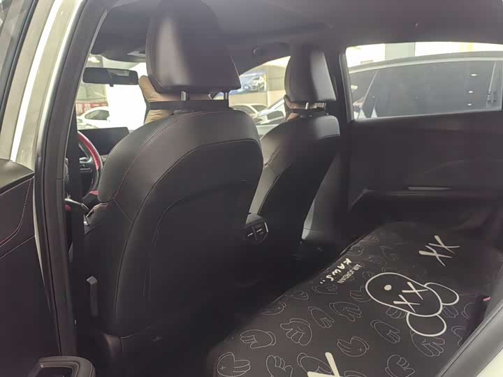 Фото 8 - MG Motor 5