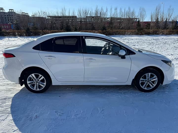 Фото 4 - Toyota Levin