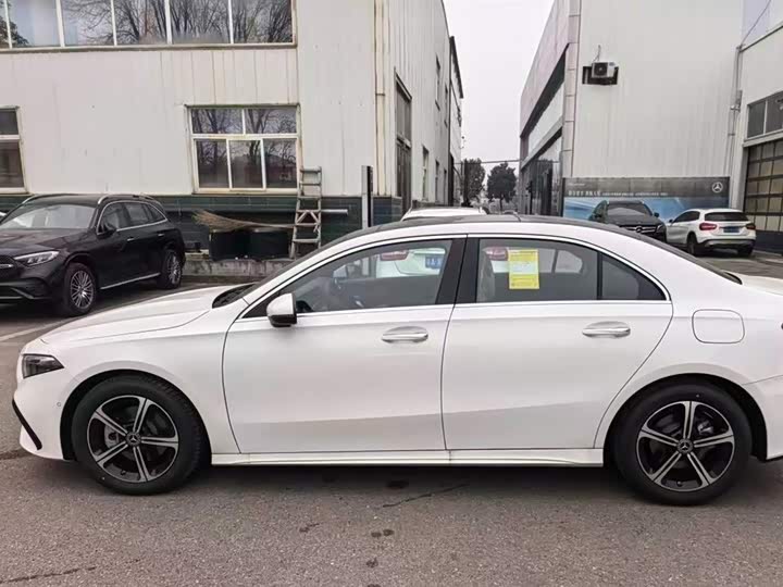 Фото 7 - Mercedes-Benz A-Class