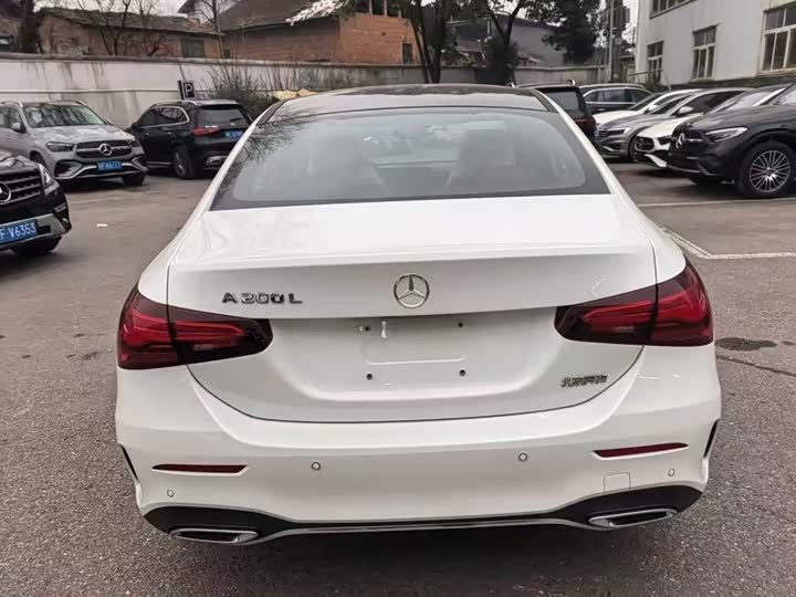 Фото 9 - Mercedes-Benz A-Class