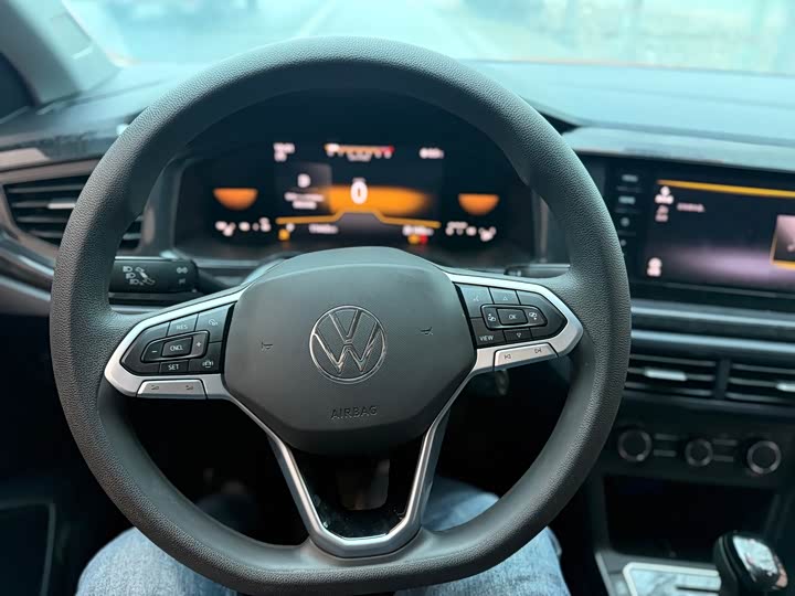 Фото 6 - Volkswagen Lavida