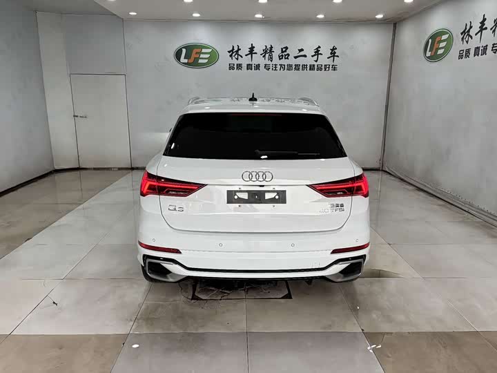 Фото 6 - Audi Q3