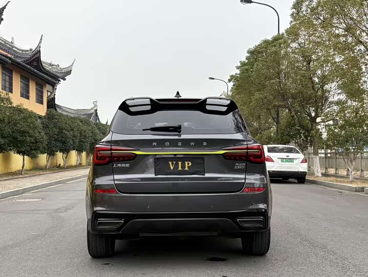 Фото 8 - Roewe RX5