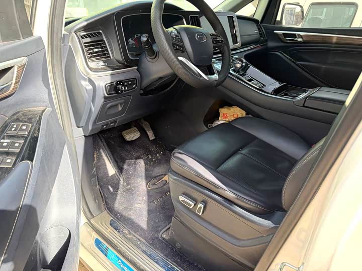 Фото 5 - GAC Trumpchi M8