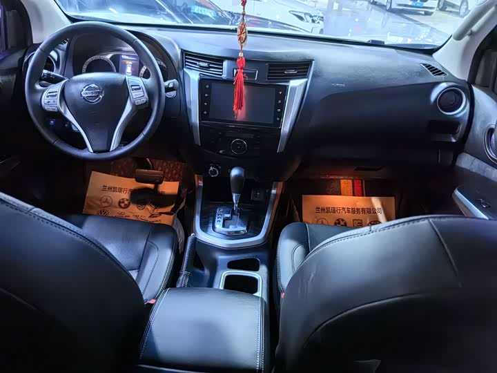 Фото 7 - Nissan Terra