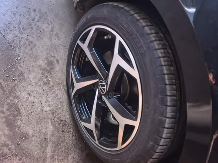 Фото 6 - Volkswagen Magotan