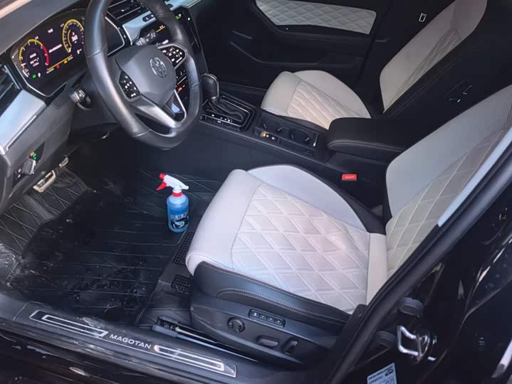 Фото 9 - Volkswagen Magotan