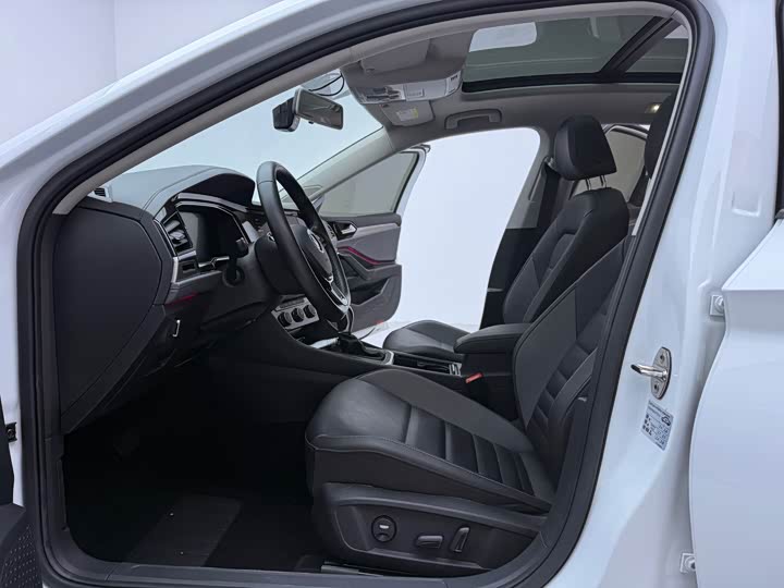 Фото 4 - Volkswagen Sagitar L