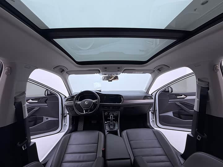 Фото 5 - Volkswagen Sagitar L