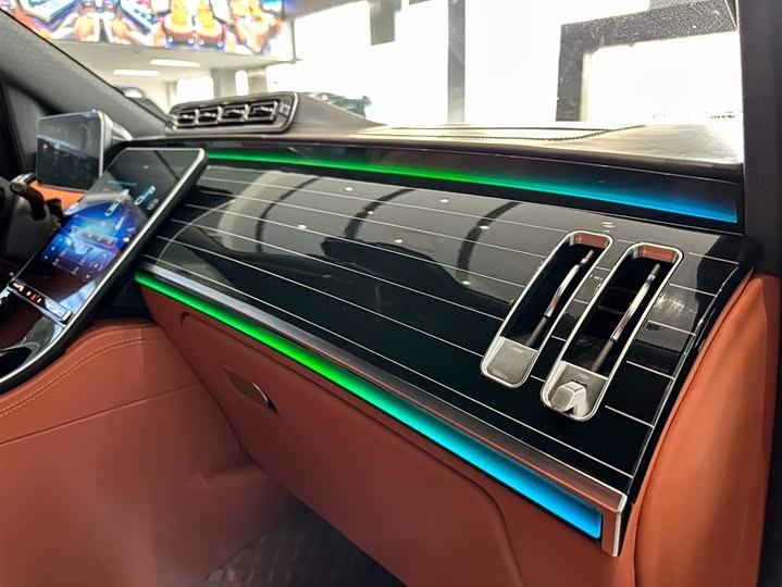 Фото 7 - Mercedes-Benz Vito