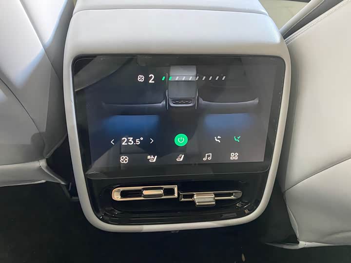 Фото 7 - XPeng F57