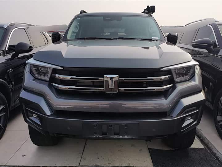 Фото 2 - Tank 400 Hybrid