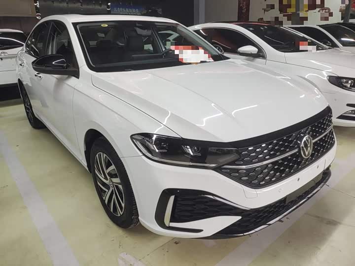 Фото 4 - Volkswagen Lavida