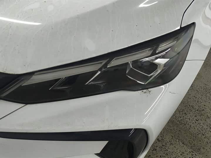 Фото 5 - Geely Binrui