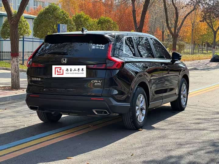 Фото 9 - Honda CR-V