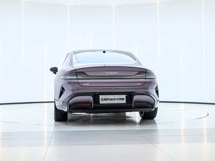 Фото 4 - Xiaomi SU7