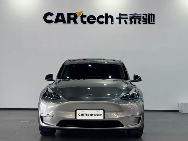 Фото 2 - Tesla Model Y