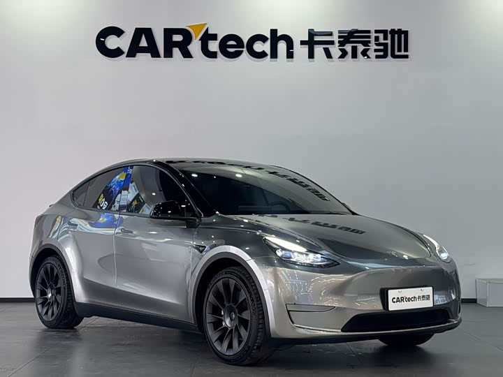 Фото 3 - Tesla Model Y