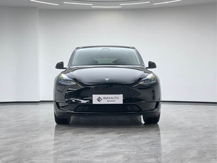 Фото 7 - Tesla Model Y