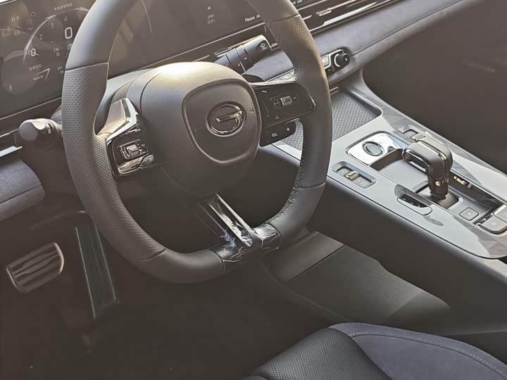 Фото 5 - GAC Trumpchi Empow R