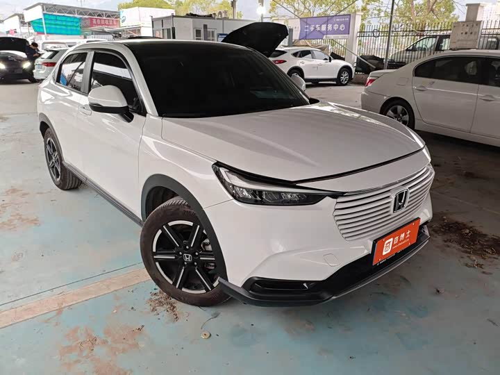 Фото 2 - Honda Vezel