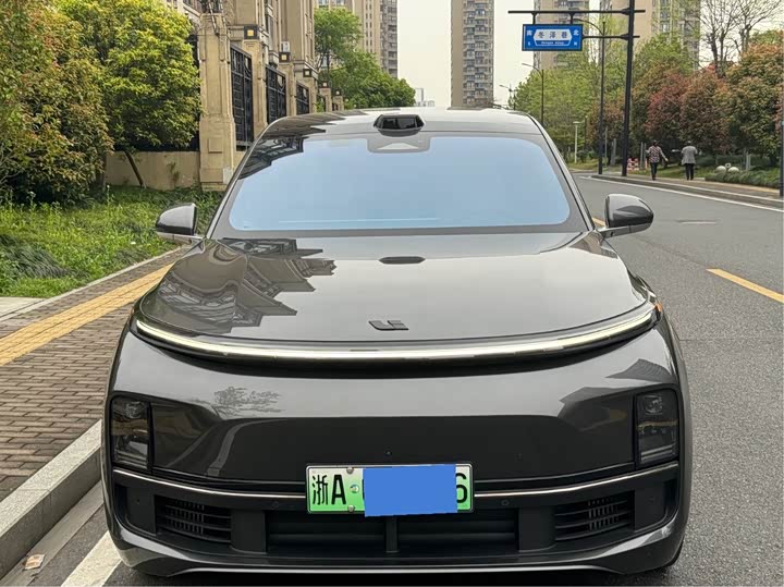 Фото 2 - LiXiang L9