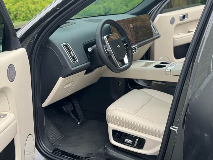 Фото 4 - LiXiang L9