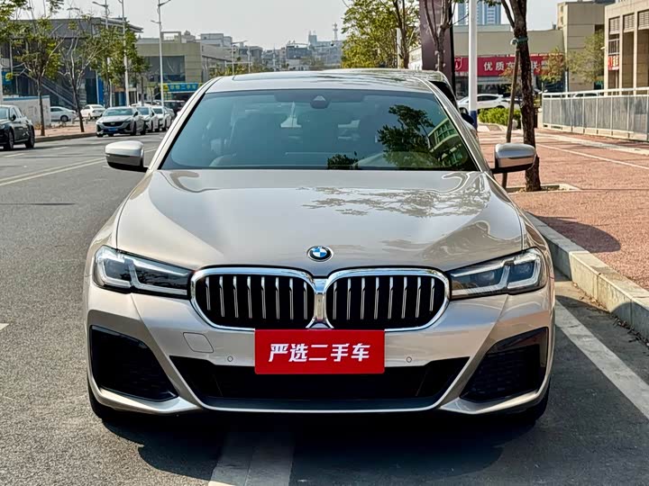 Фото 2 - BMW 5 Series