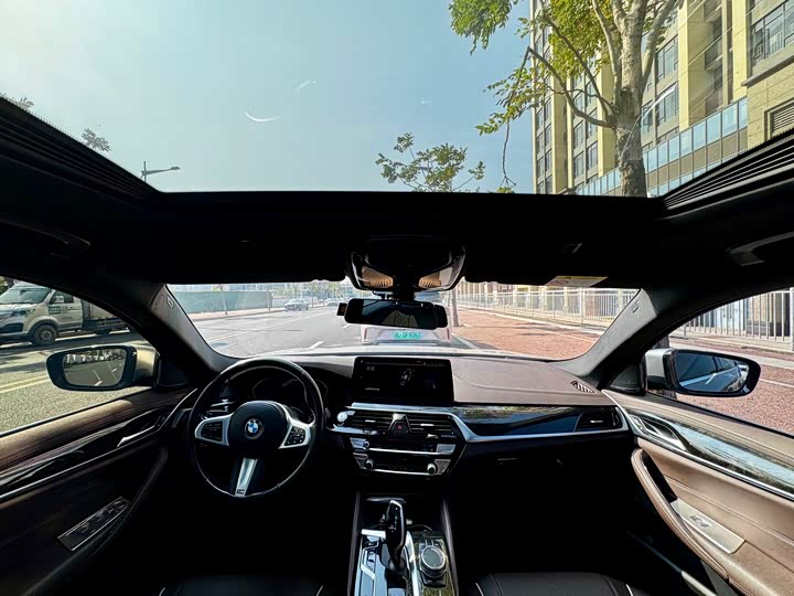 Фото 5 - BMW 5 Series