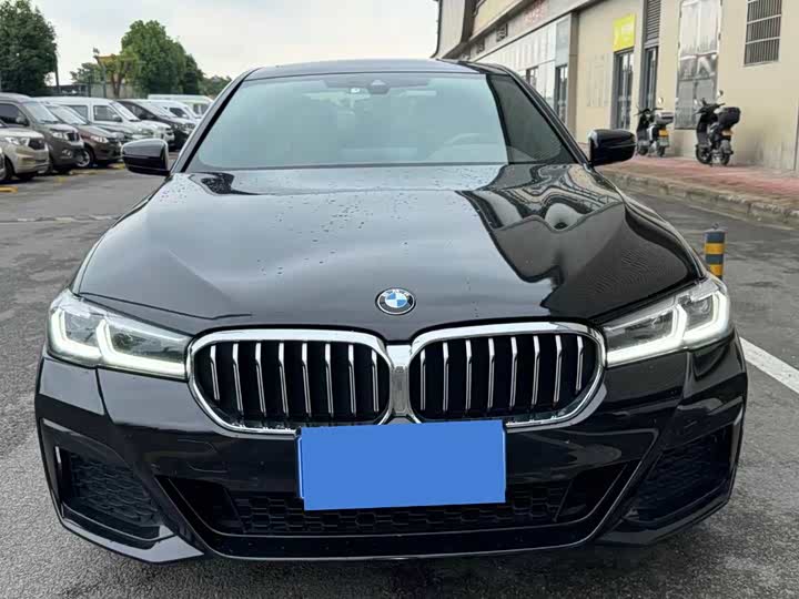 Фото 2 - BMW 5 Series