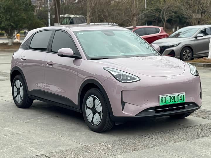 Фото 3 - Geely Galaxy Geome