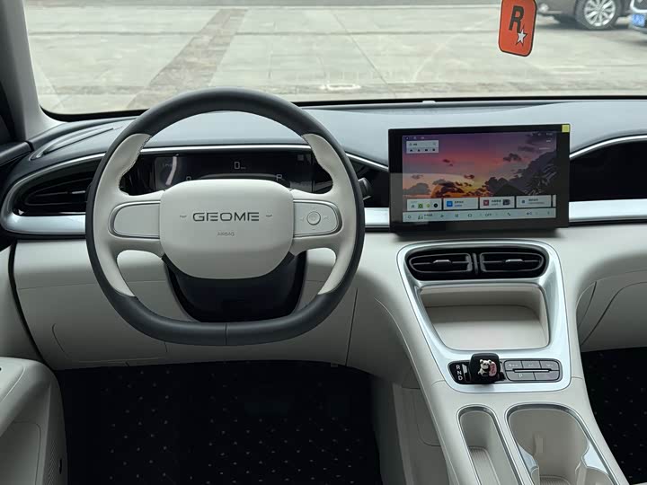 Фото 4 - Geely Galaxy Geome