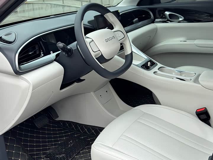 Фото 5 - Geely Galaxy Geome