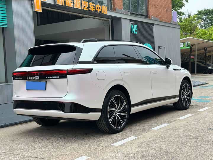 Фото 9 - XPeng G9