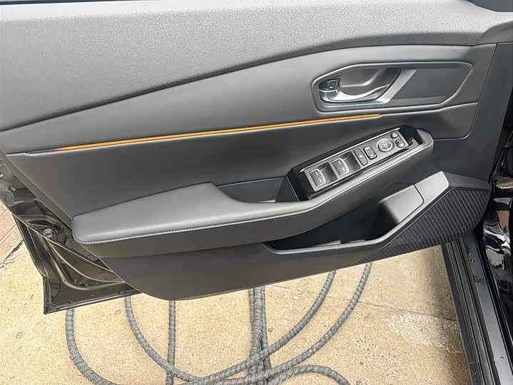 Фото 4 - Honda Accord