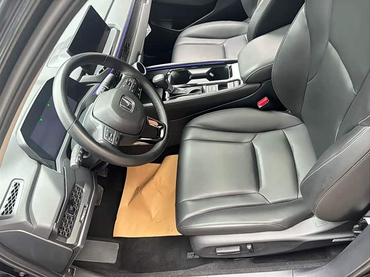 Фото 5 - Honda Accord