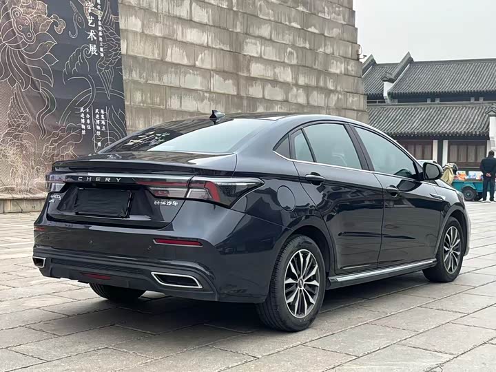 Фото 5 - Chery Omoda S5 (Arrizo 5 Plus)