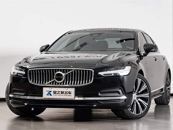 Фото 2 - Volvo S90