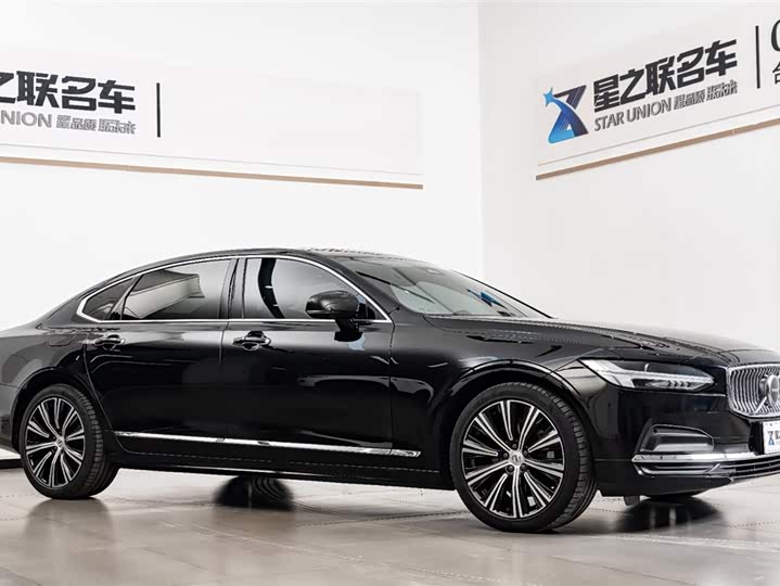 Фото 6 - Volvo S90